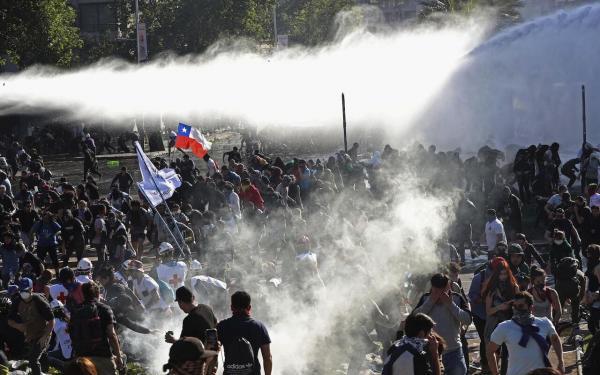 اعتراضات به افزایش سیل مهاجران به شیلی