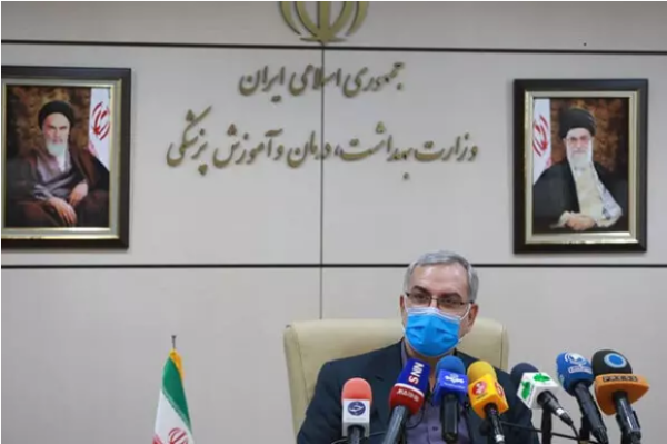 وزیر بهداشت:پرستار ربات نیست، دشمن ناجوانمرد قبل از کرونا قشر پزشکی را مورد تهاجم قرار می داد