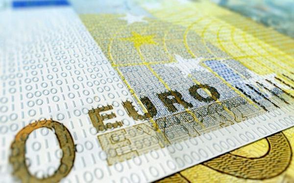 منطقه یورو دچار رکود مالی شد